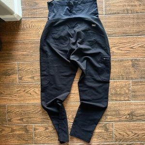 Figs Maternity scrubs Technical Collection